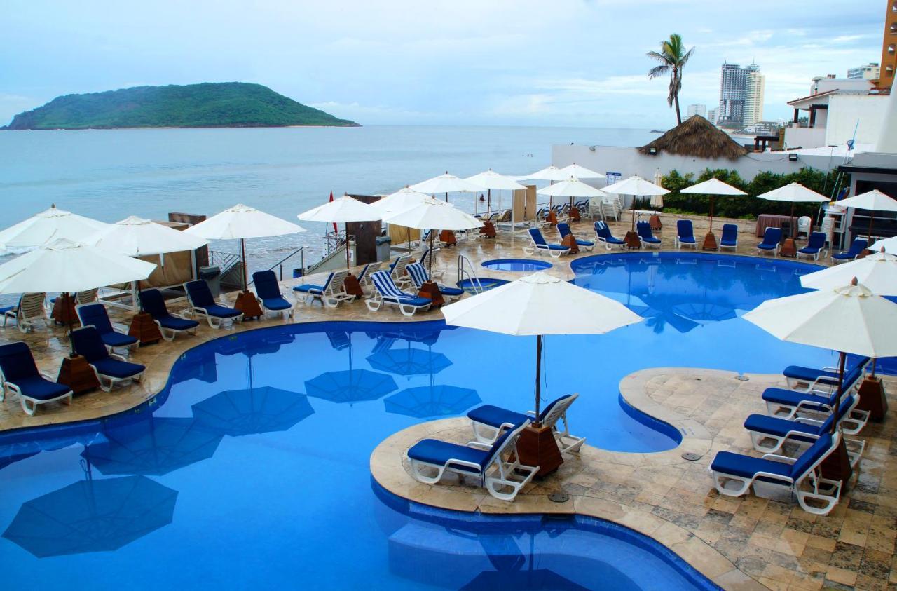 Royal Villas Resort Mazatlan Exterior photo A resort in Acapulco, Mexico